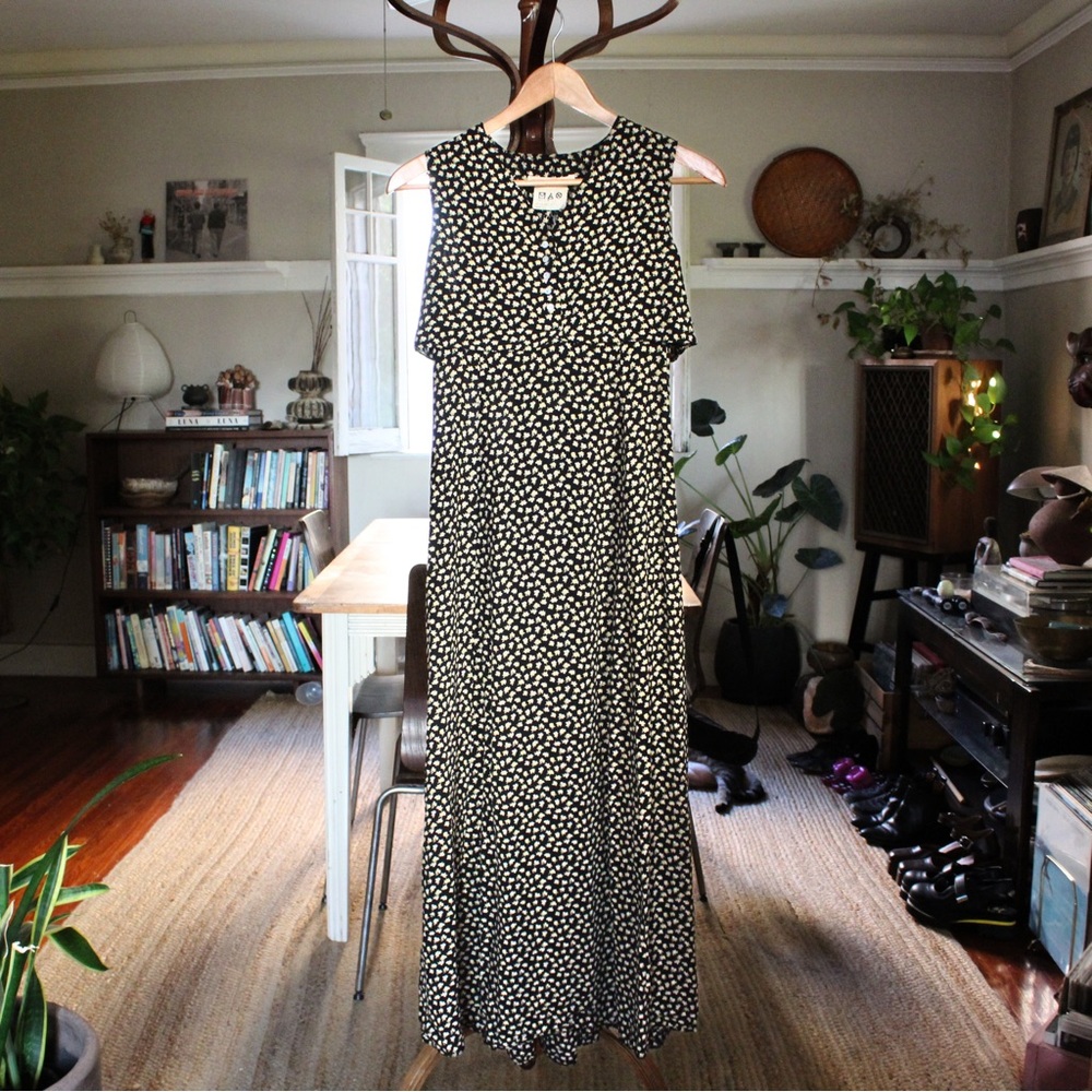 90s Vintage Max Studio Black & White Floral Maxi Dress – Size XS